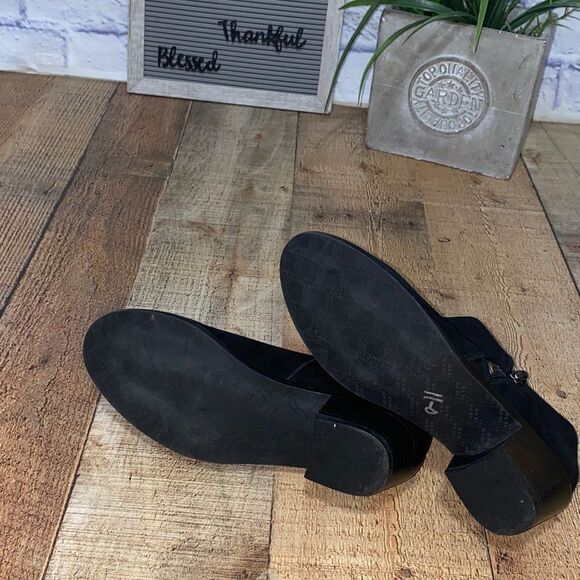 Women’s Vionic Serena Black Suede Leather Zip Up Heeled Ankle Bootie, Size 6 - Picture 5 of 12